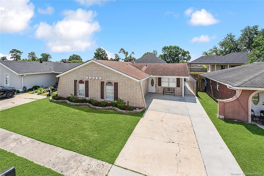 3709 Plaza Dr, Chalmette, LA 70043 Zillow