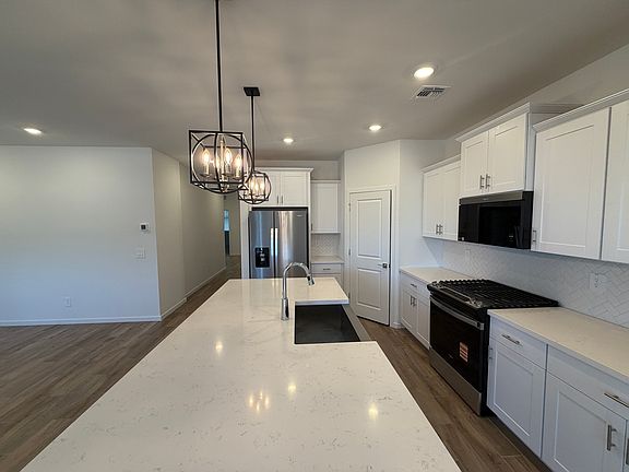 4th image of 15914 W Cottontail Ln