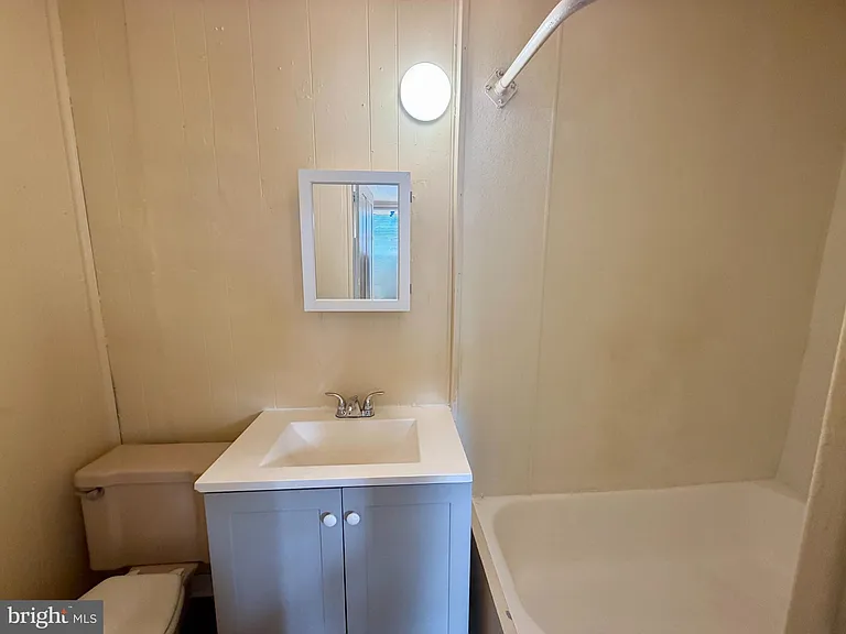 26 W Union St #2 — Photo 10