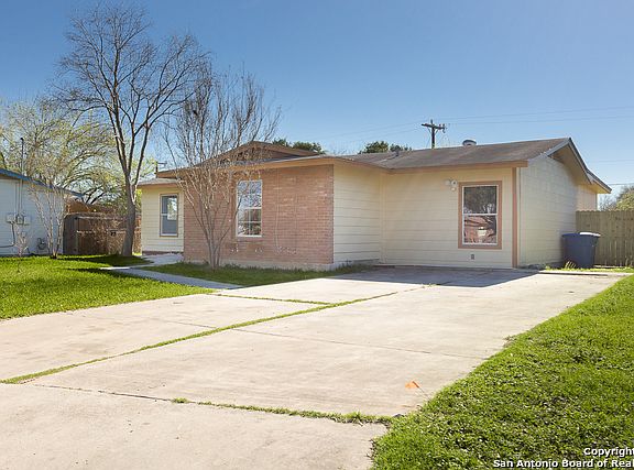 2nd image of 6908 Shady Grove Dr