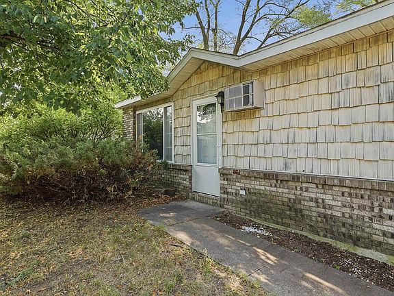 3rd image of 3017-3019 BUSH STREET