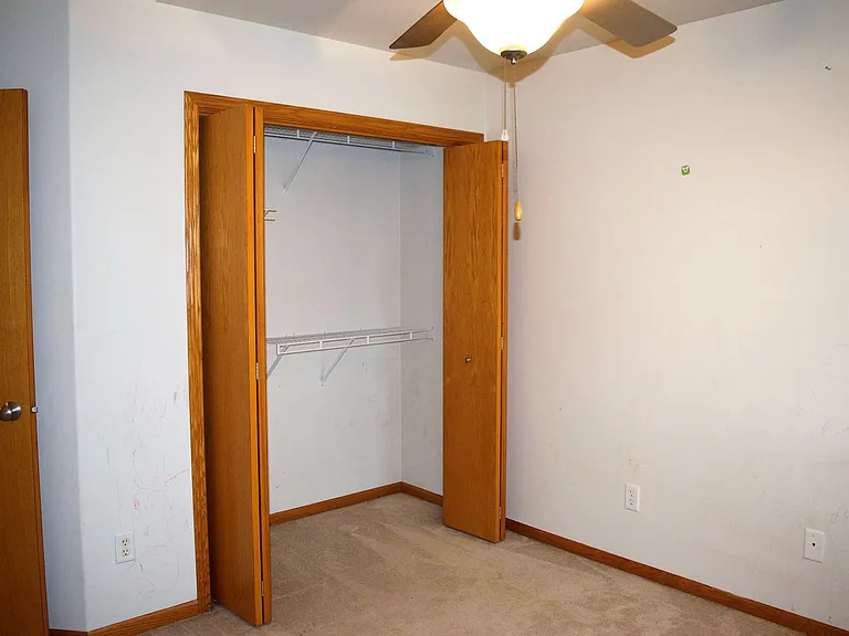 4421 E Court St — Photo 5