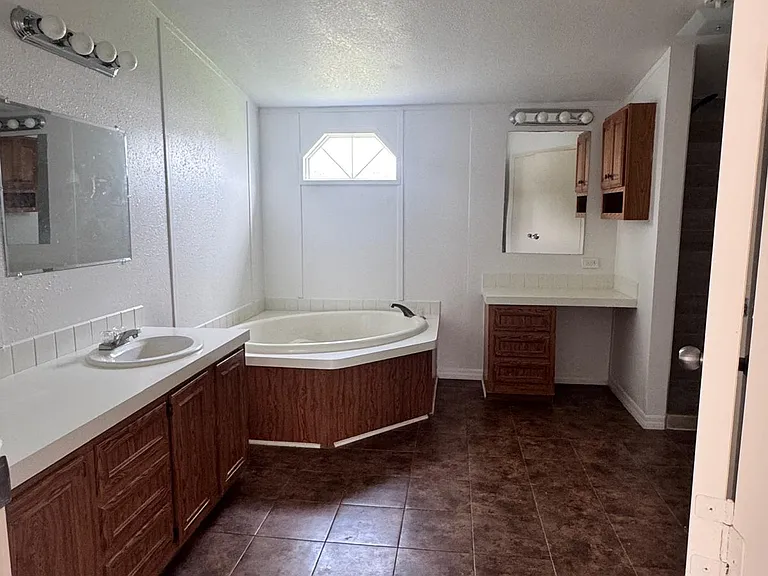 4441 Meadow Ridge Ave — Photo 5