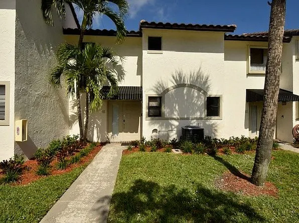 7200 NW 2nd Ave APT 41, Boca Raton, FL 33487