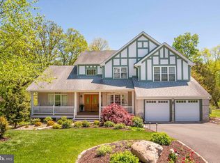 160 Manor Dr, Edinburg, VA 22824