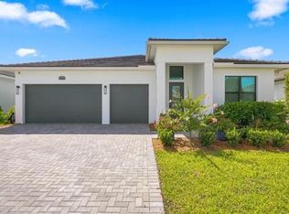 10105 SW Latium Way, Port Saint Lucie, FL 34987