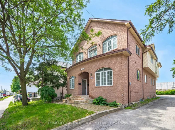 7930 Kipling Ave, Vaughan, ON L4L 1Z5