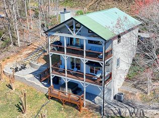 182 Doe Trl, Hiawassee, GA 30546