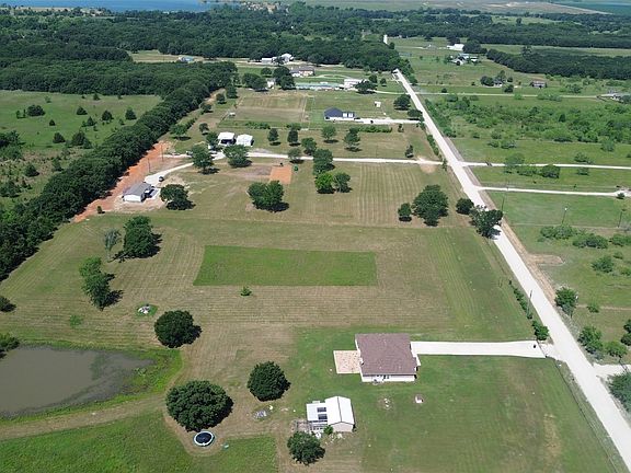 3rd image of 9325 County Road 4074 #9327