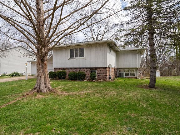 4th image of 1204 Timber Ridge Ct