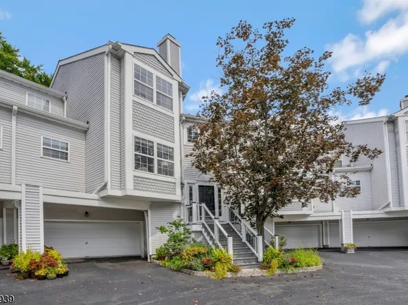 1308 Grandview Ct, Hanover Twp., NJ 07981