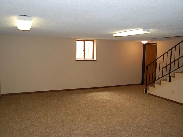 Family room 22'x21'