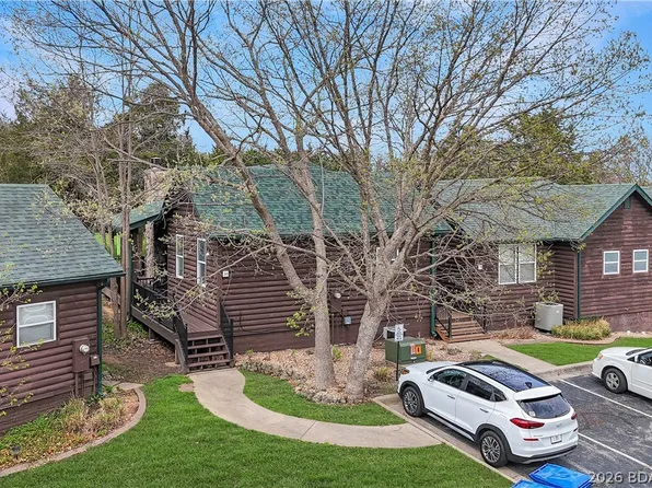 36 Cottage Park W, Camdenton, MO 65020