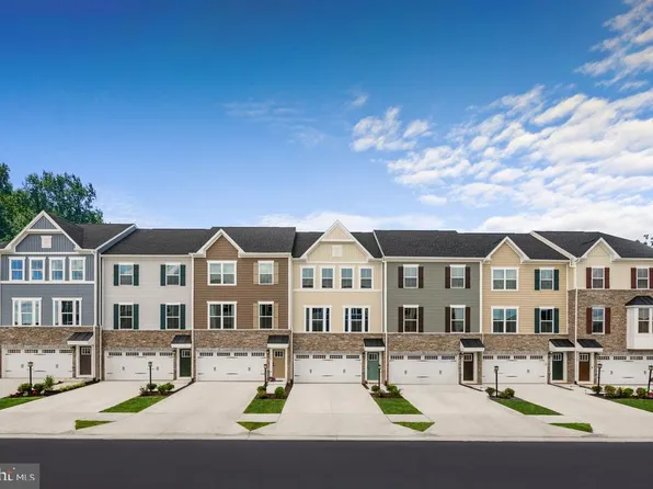 312 Paca Gardens Ln, Frederick, MD 21703