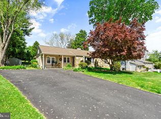 101 Hilltop, Southampton, PA 18966