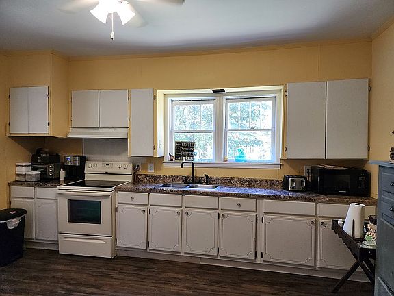 Large kitchen 