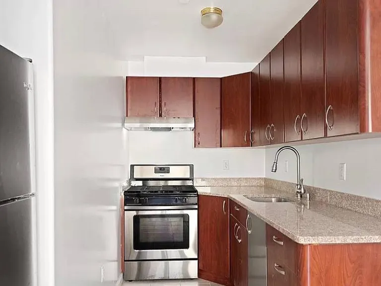 380 Neptune Ave #3 — Photo 2
