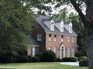 116 Creekview Cir, Dublin, GA 31021