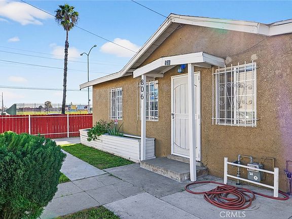 3rd image of 806 W Spruce St