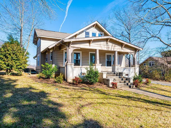 414 Woodsway Ln NW, Lenoir, NC 28645