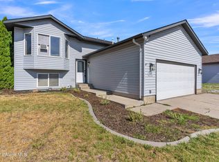 6751 W Silverado St, Rathdrum, ID 83858