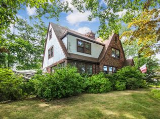 151 Rockingstone Ave, Larchmont, NY 10538