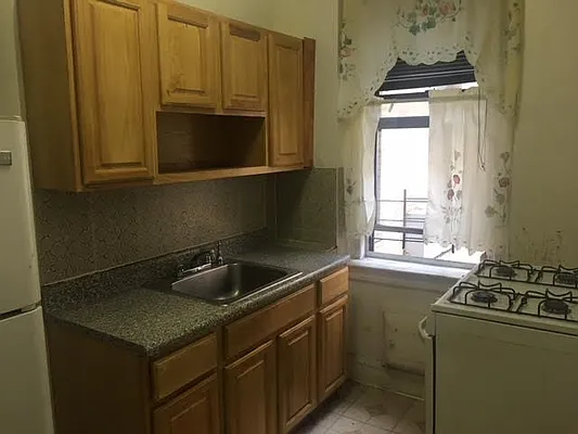 Rented by Griffith Real Estate | media 1