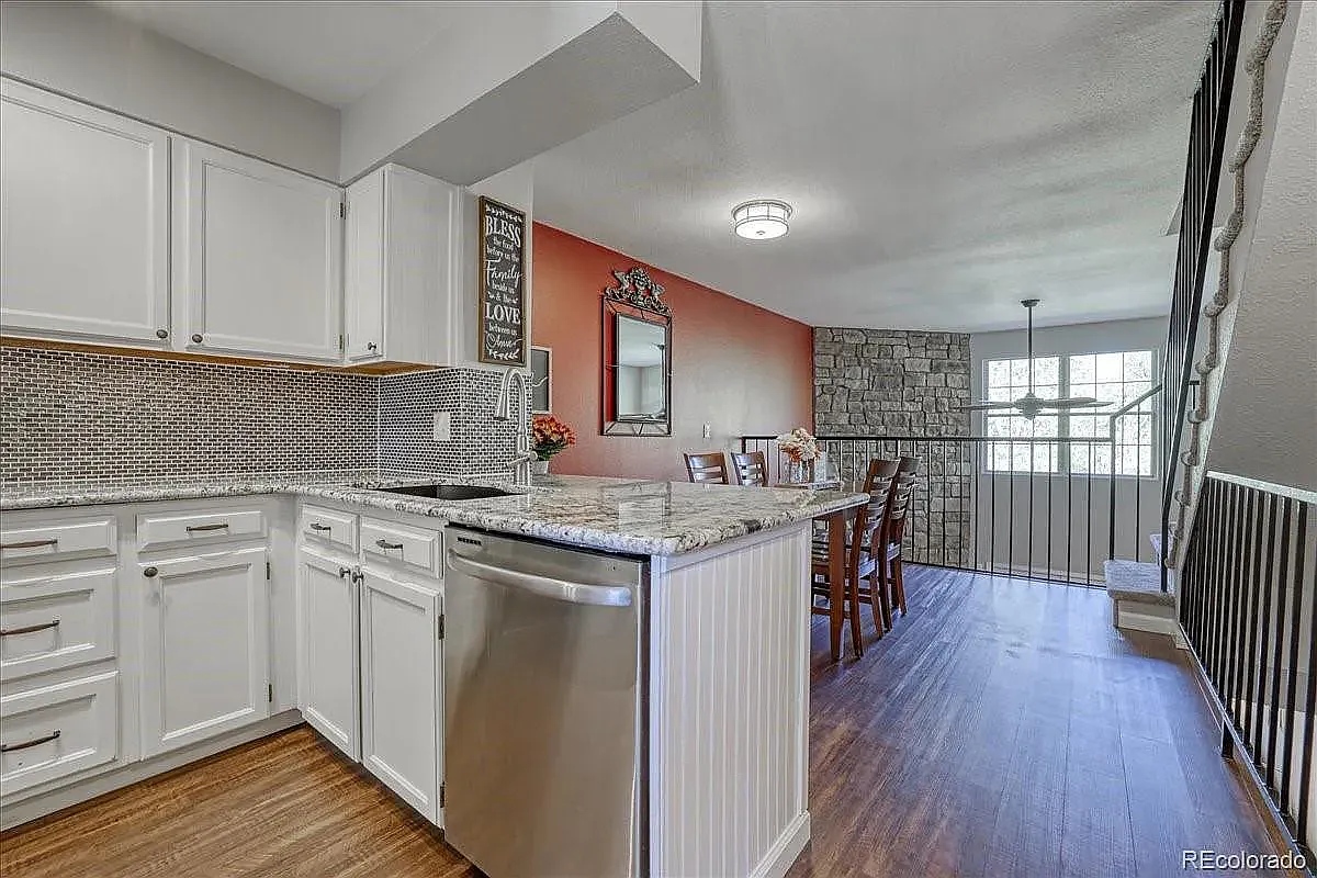 3 bed, 2.5 bath, 1464 sqft, $2,800 — Photo 1