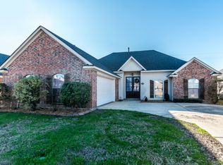 1004 Creole Dr, Bossier City, LA 71111