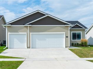 1629 11th St SE, Altoona, IA 50009