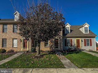 116 Weatherburn Dr, York, PA 17402