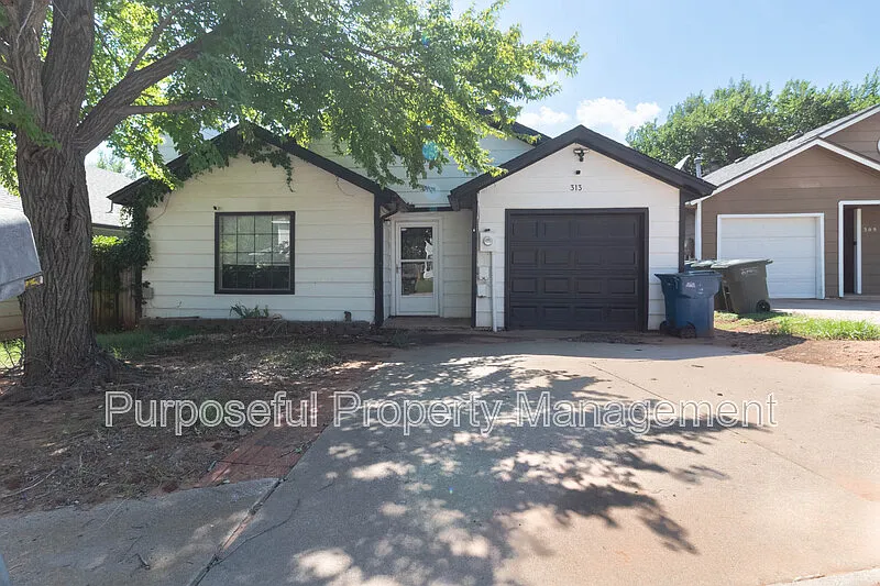 3 bed, 2.0 bath, 1162 sqft, $1,399 — Photo 2
