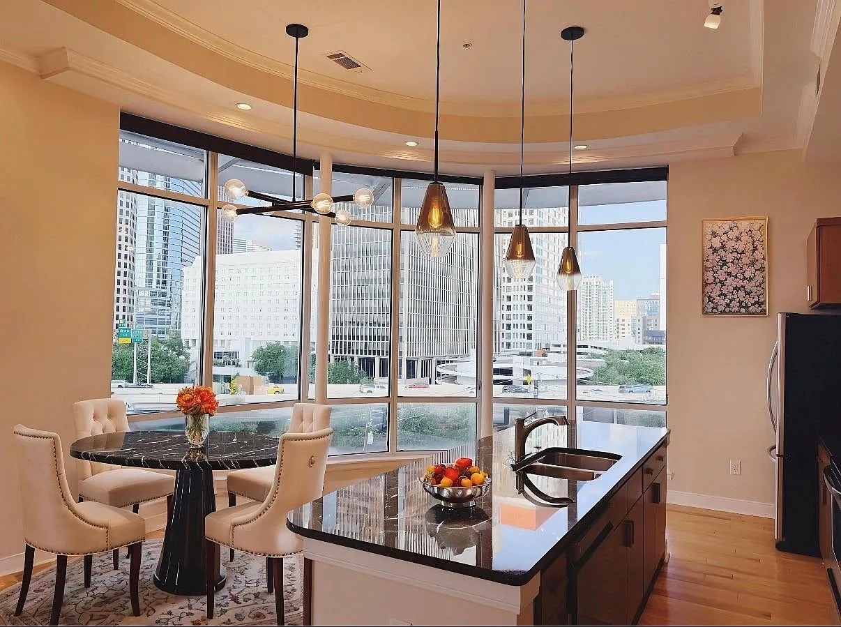 2 bed, 2.5 bath, 1491 sqft, $2,999 — Photo 2