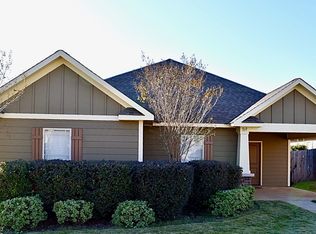 319 Frontier Cir, Auburn, AL 36832