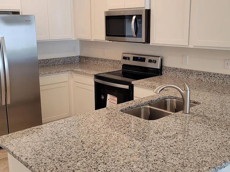 2740 Hogan Dr — Photo 6