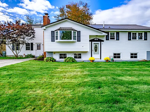 21 Declaration Drive, Westbrook, ME 04092