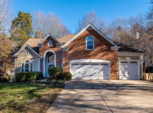11013 Stonepath Ln, Charlotte, NC 28277