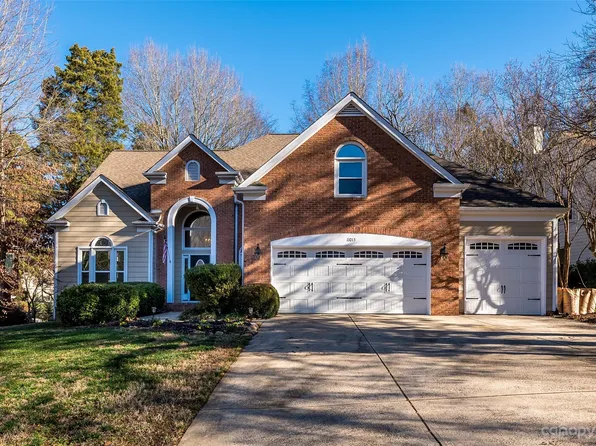 11013 Stonepath Ln, Charlotte, NC 28277