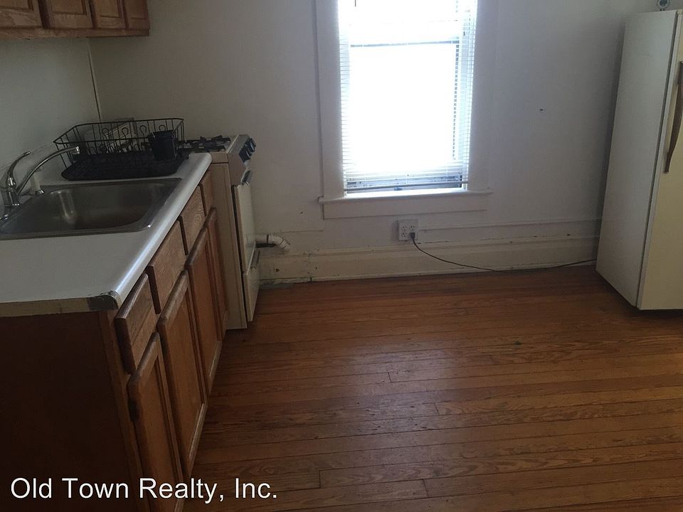 1st image of 1606 White St APT 2