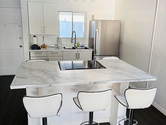 4th image of 405 N Halifax Ave #3090