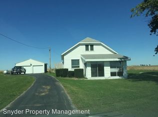 2578 County Road 300 N, Broadlands, IL