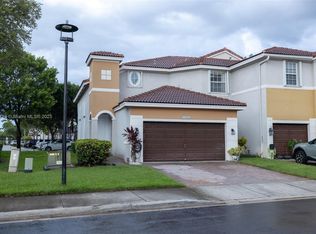 11543 NW 80th St, Doral, FL 33178