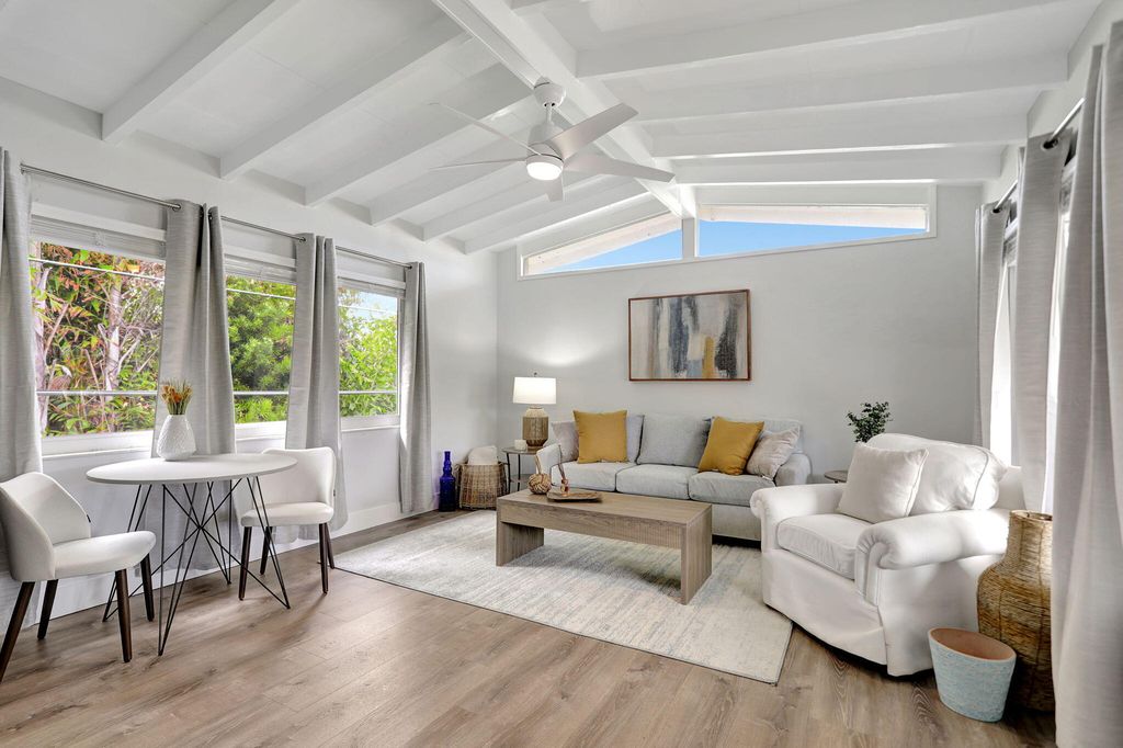 305 HIBISCUS Avenue, photo 3