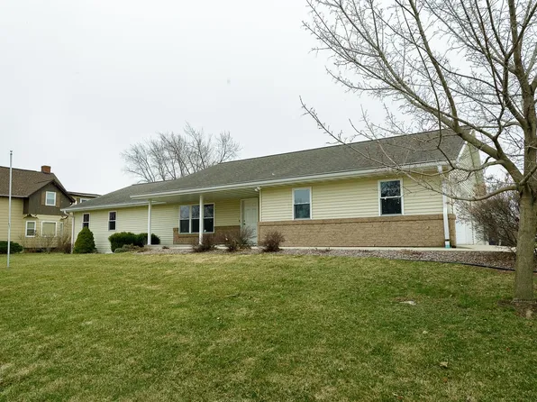 2301 Greenwald St, Green Bay, WI 54301