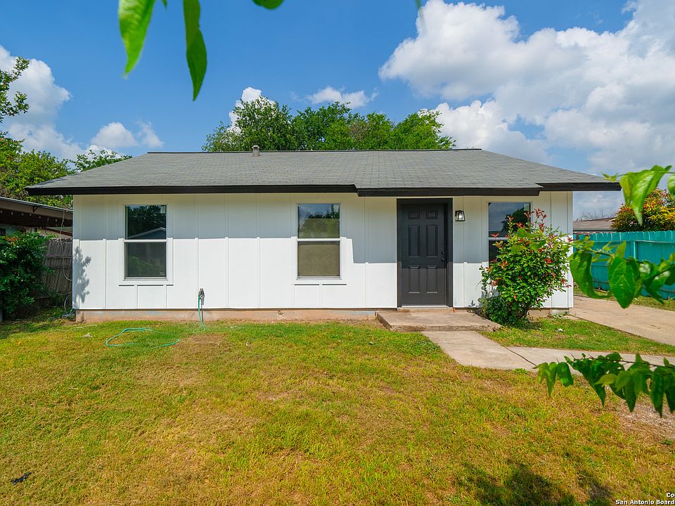 1st image of 511 PARK GROVE DR