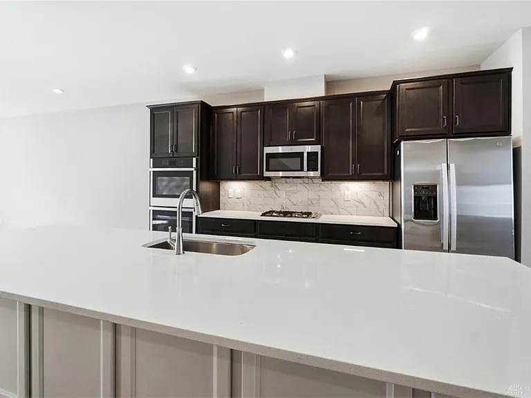 7241 Otley Dr — Photo 20