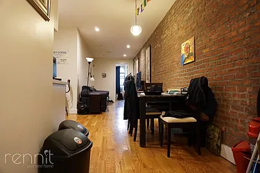 Rented by Rennit Inc.