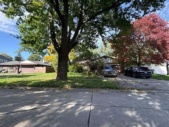 2nd image of 4304 Bristol Dr