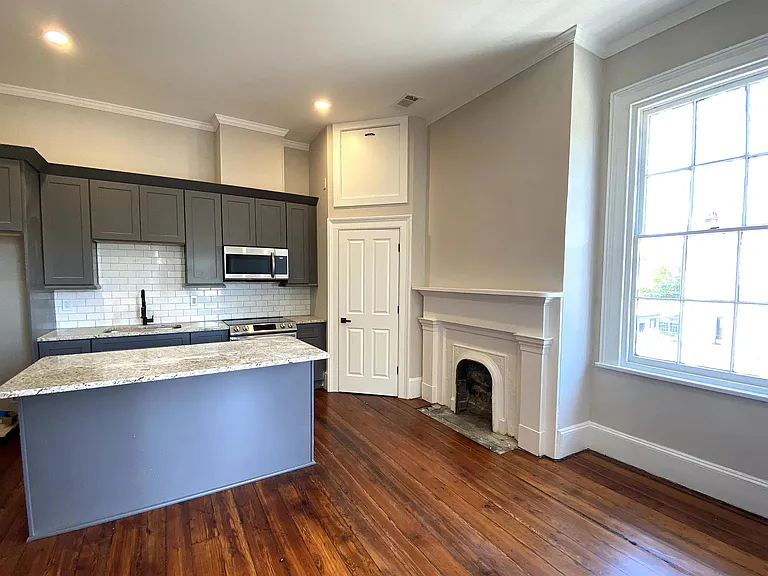 224 E Liberty St #4 — Photo 9