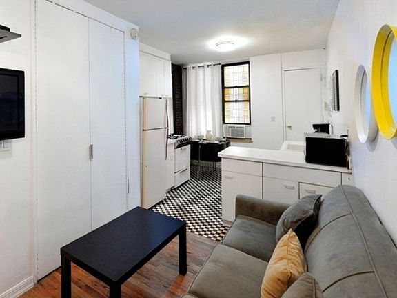 2nd image of 536 9th Ave APT 3FS